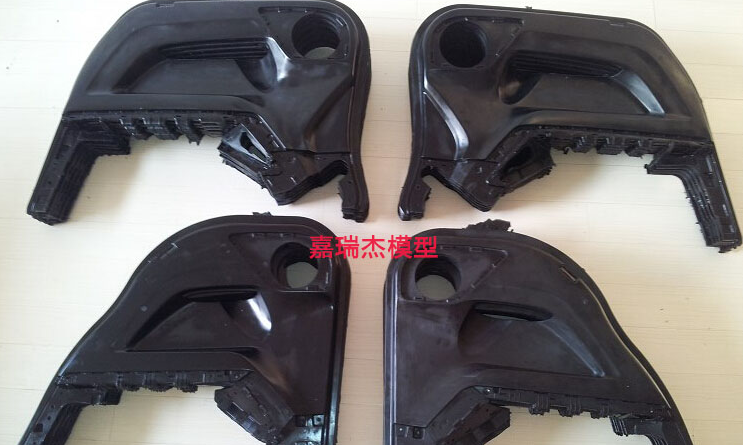 模型制作中快速成型技術(shù)的原理和優(yōu)勢(shì)是什么？